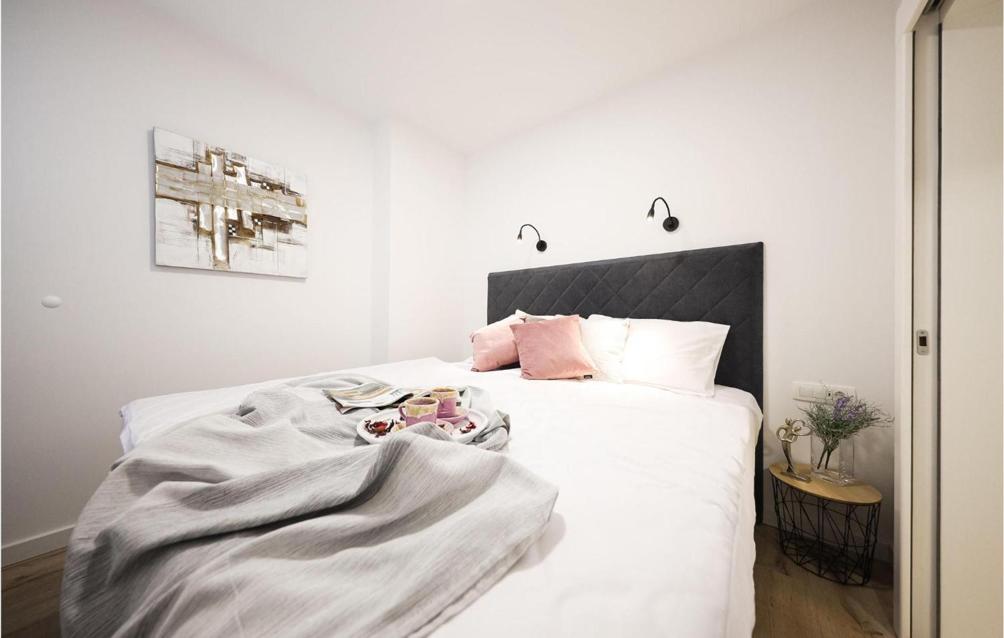 Lovely Apartment In Zadar With Wifi Exteriör bild